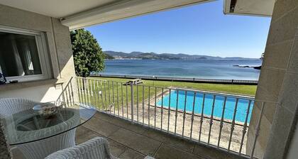 Villa in Chancelas with direct access to the beach