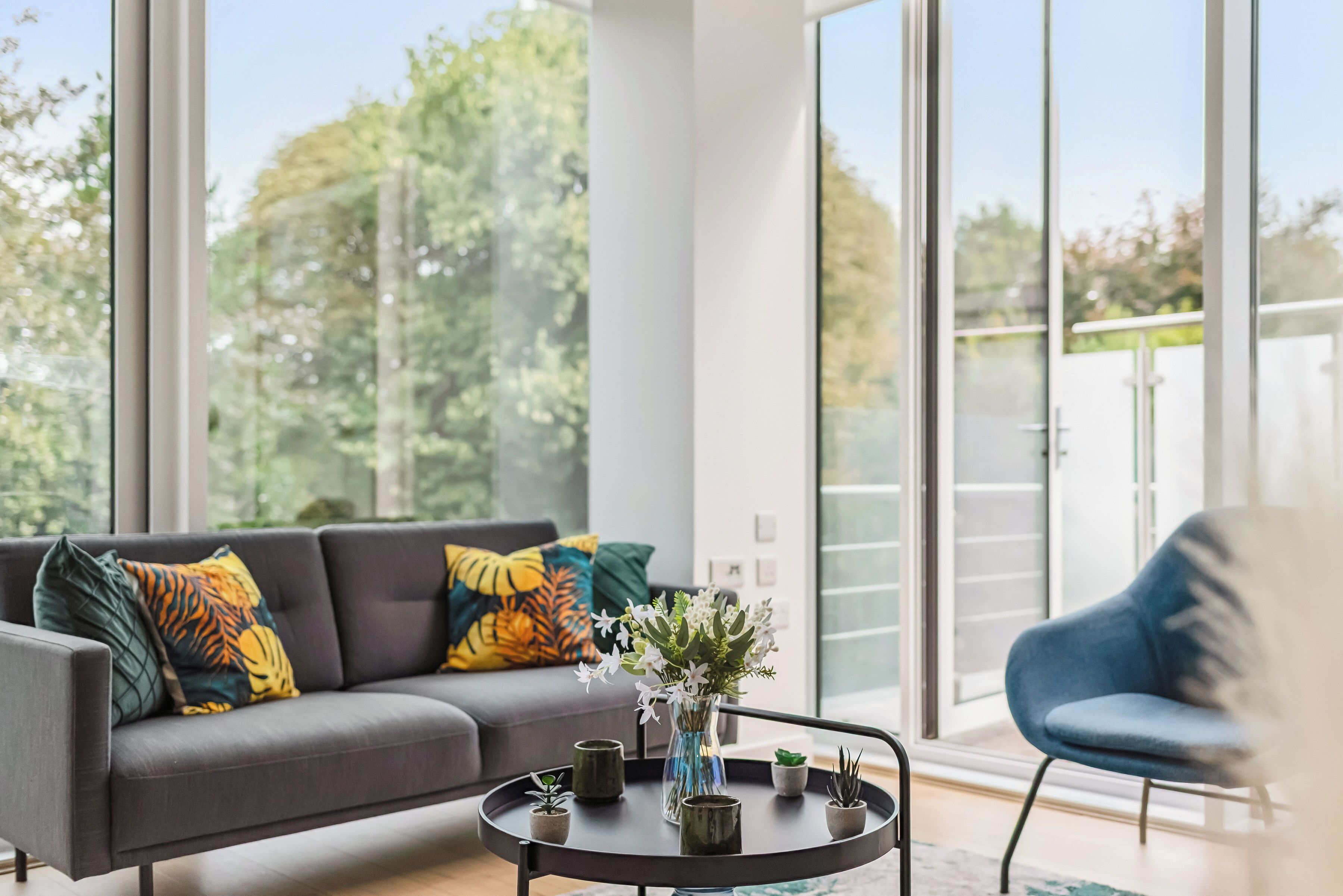 Smart TV, tenis de mesa y libros 