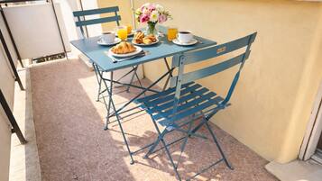 Appartamento Deluxe, balcone | Terrazza/patio