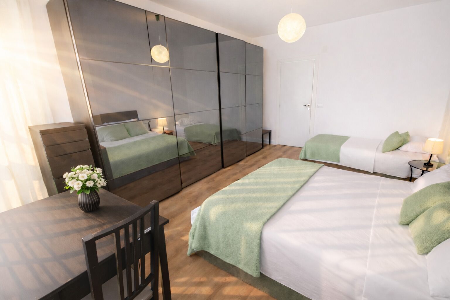 Deluxe Apartment, Balcony | Iron/ironing board, free WiFi