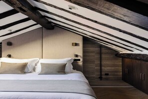 2 bedrooms, desk, iron/ironing board, free WiFi - AC Apartment 2BR/6P - Notre-Dame de Paris (Paris)