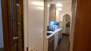 Ảnh chưa phân loại, 2 trong số 20 ảnh, nút