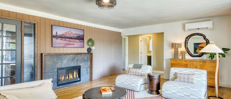 TV connectée, cheminée