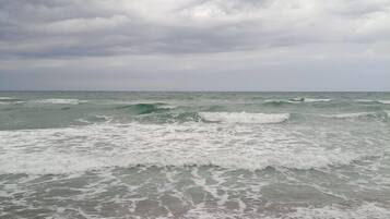 Pemandangan pantai/laut