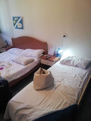Laptop workspace, soundproofing, free WiFi, wheelchair access