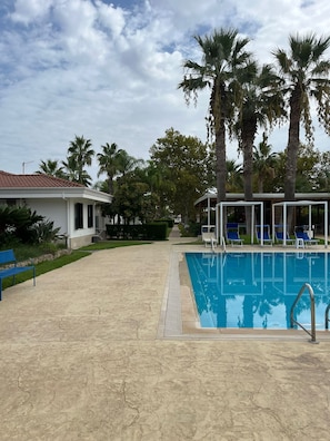 Seasonal outdoor pool