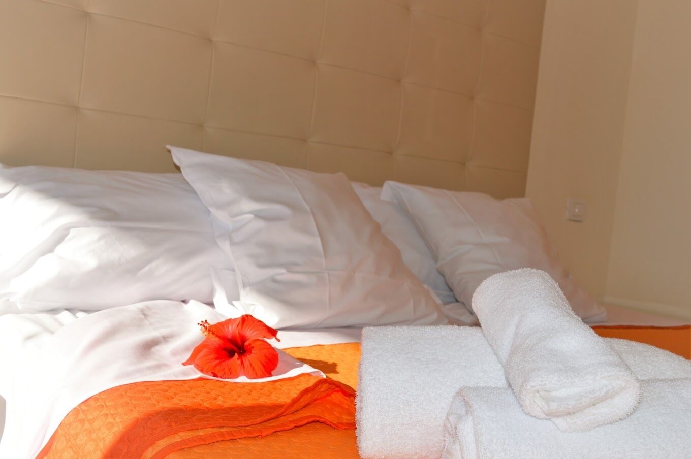 Laptop workspace, soundproofing, free WiFi, wheelchair access