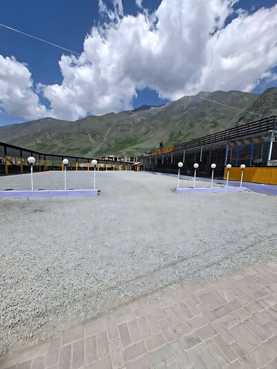 Eagle Resort Hotel and Restaurant
