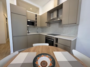 Fridge, microwave, oven, dishwasher