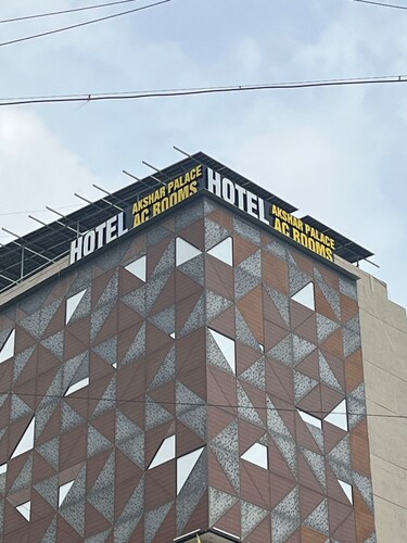 Hotel Akshar Palace