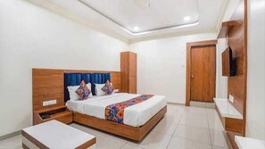 Deluxe Room, City View