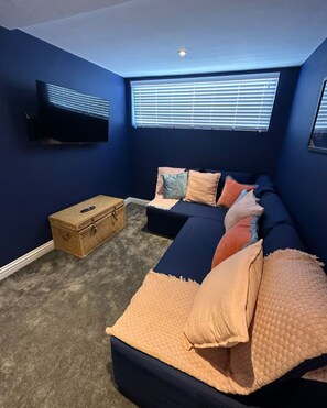 TV