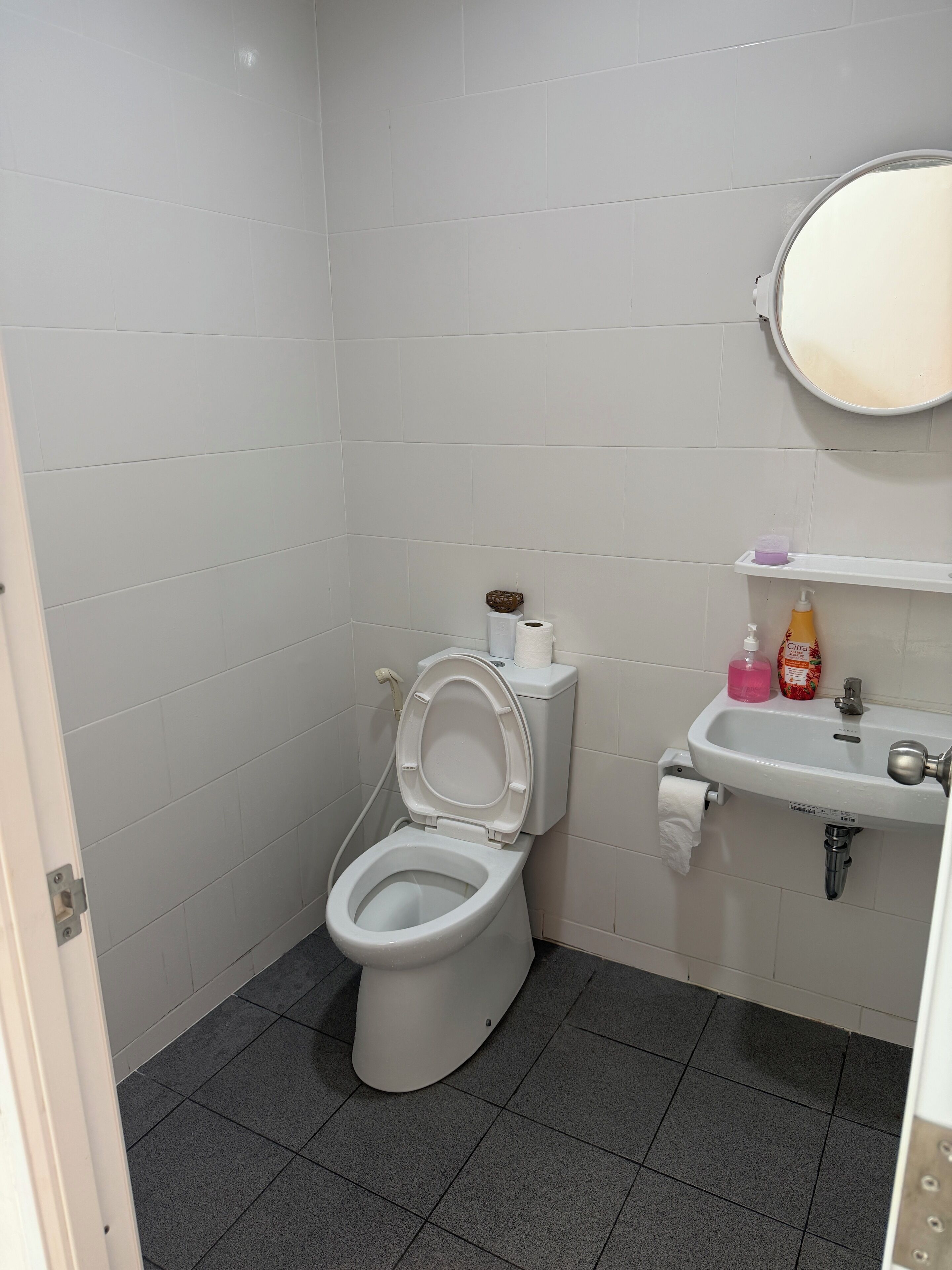 Dormitorio compartido, dormitorio mixto | Baño | Bidé