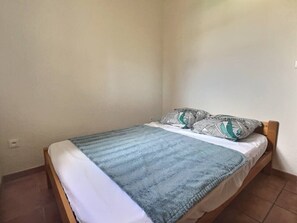 2 bedrooms
