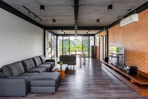 The green canopy estate