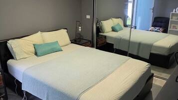 1 bedroom, iron/ironing board, Internet, bed sheets
