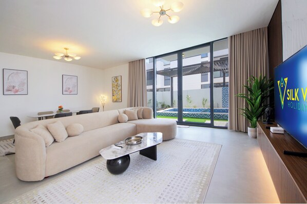 Villa, Pool View | Living area