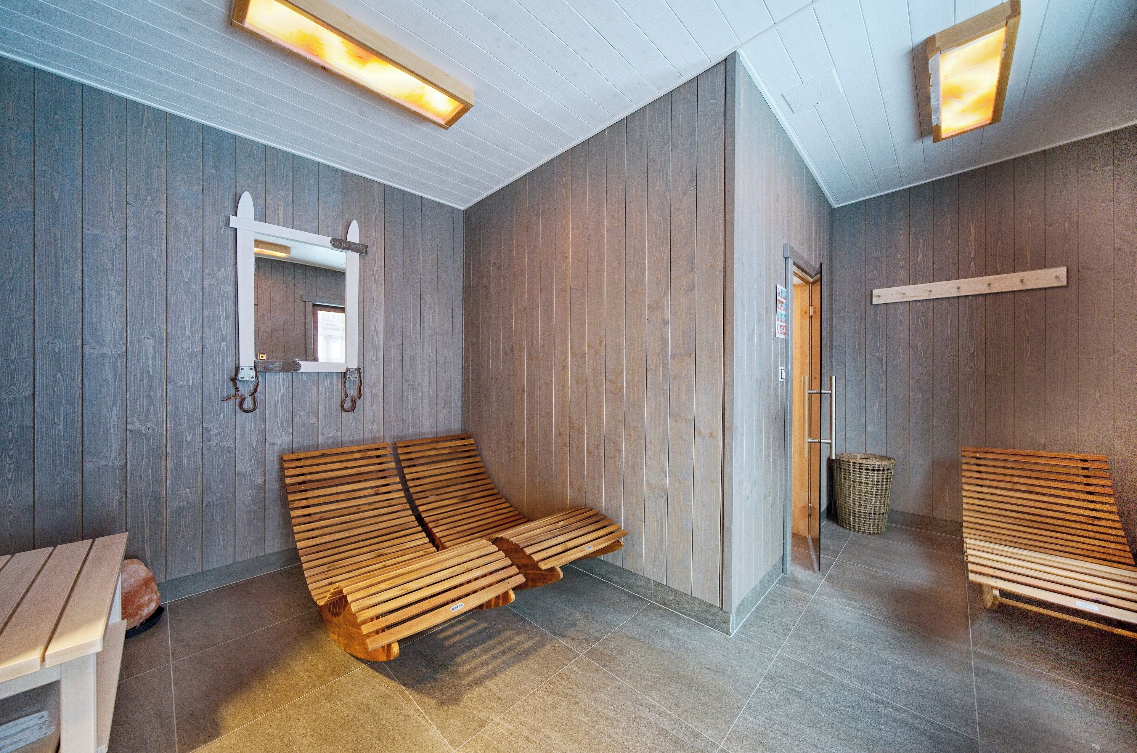 Phòng xông hơi sauna