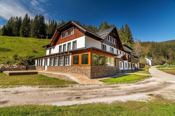 Facciata della struttura