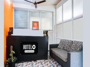 Casa | Recepció