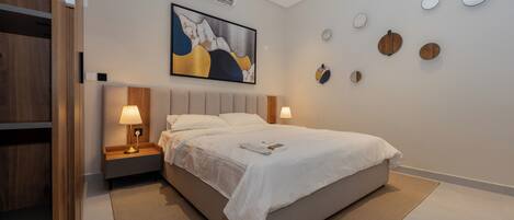 1 habitación, tabla de planchar con plancha, wifi y ropa de cama