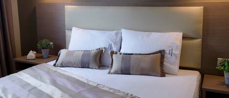 WiFi, bed sheets