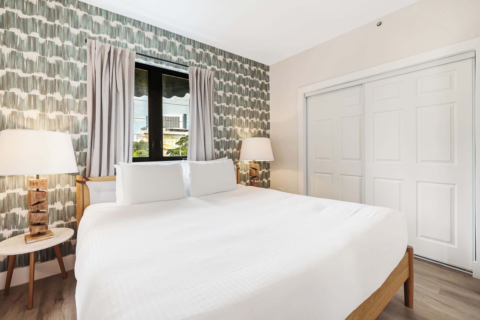 4 bedrooms, travel cot, WiFi, bed sheets