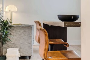 Interior - Roami at The Palace | 4 Bed  Combo | 2 Units (Miami)