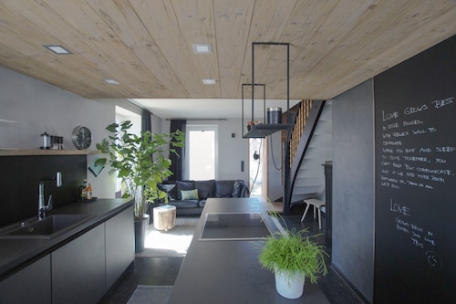Apartment 'Lotte' mit privater Terrasse, privatem Garten und WLAN