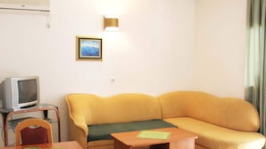 Apartment | Living room - Apartments Antonio - Two Bedroom Apartment With Terrace (Orebic)