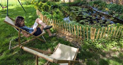 La Chambre d'Art in the heart of nature, 300 metres from Lake St Pardoux