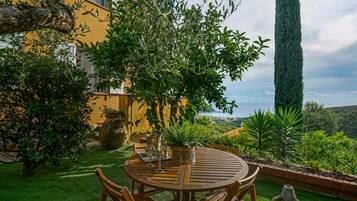 Ristorazione all'aperto