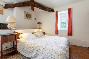 1 bedroom, WiFi, bed sheets - Holiday Home 'La Treille' with Mountain View and Wi-Fi (Saint-Barthélemy-Grozon)