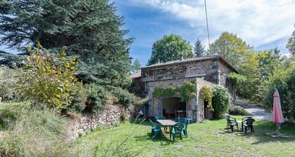 Country House 'La Gabbro' with Mountain View, Private Terrace and Wi-Fi