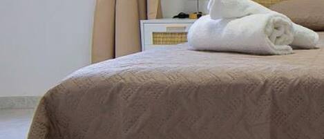 2 chambres, draps fournis