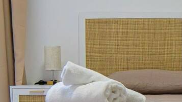2 bedrooms, bed sheets