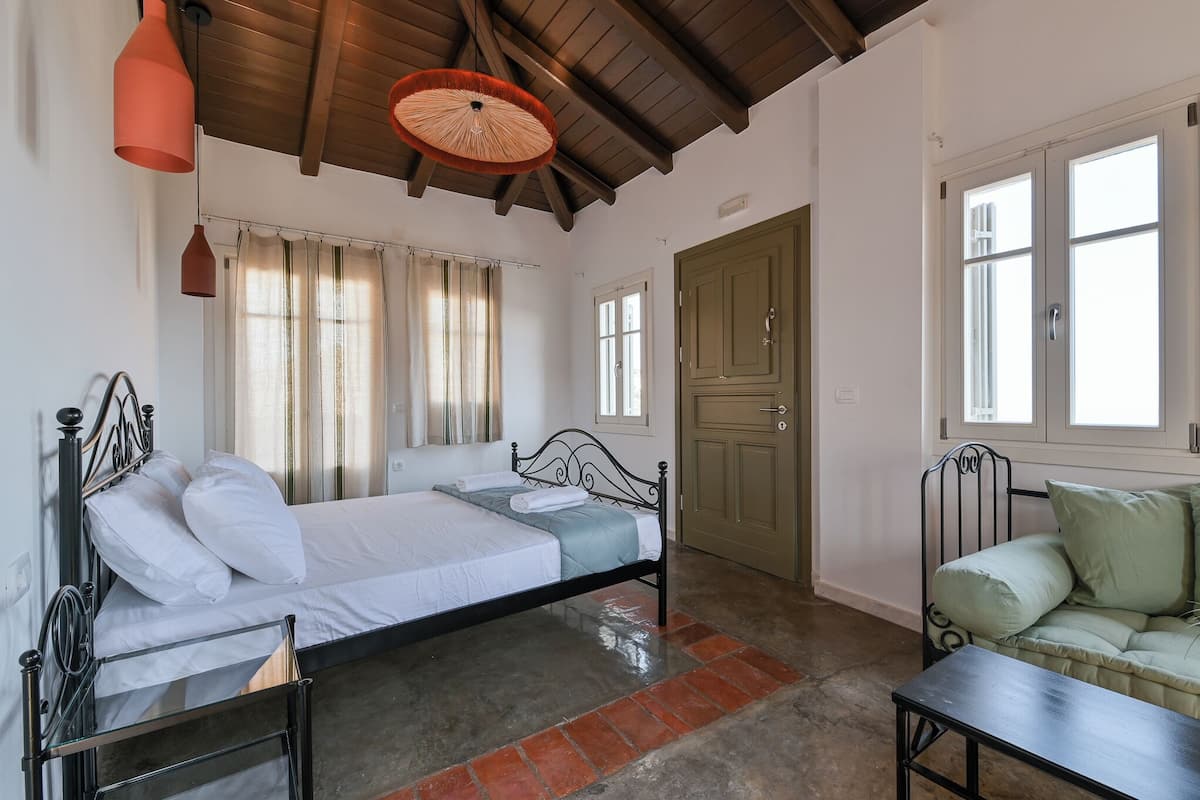 Suite, Balcony, Sea View | Premium bedding, desk, laptop workspace, iron/ironing board