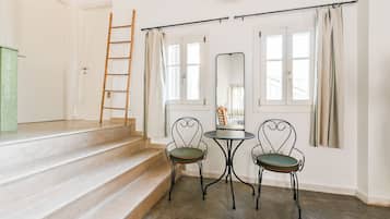 Apartment, 4 Bedrooms, Balcony, Sea View | Premium bedding, desk, laptop workspace, iron/ironing board