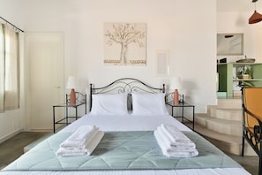 Apartment, 4 Bedrooms, Balcony, Sea View | Premium bedding, desk, laptop workspace, iron/ironing board
