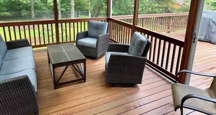 Quiet Waters Family Home 4BR Sleeps 8