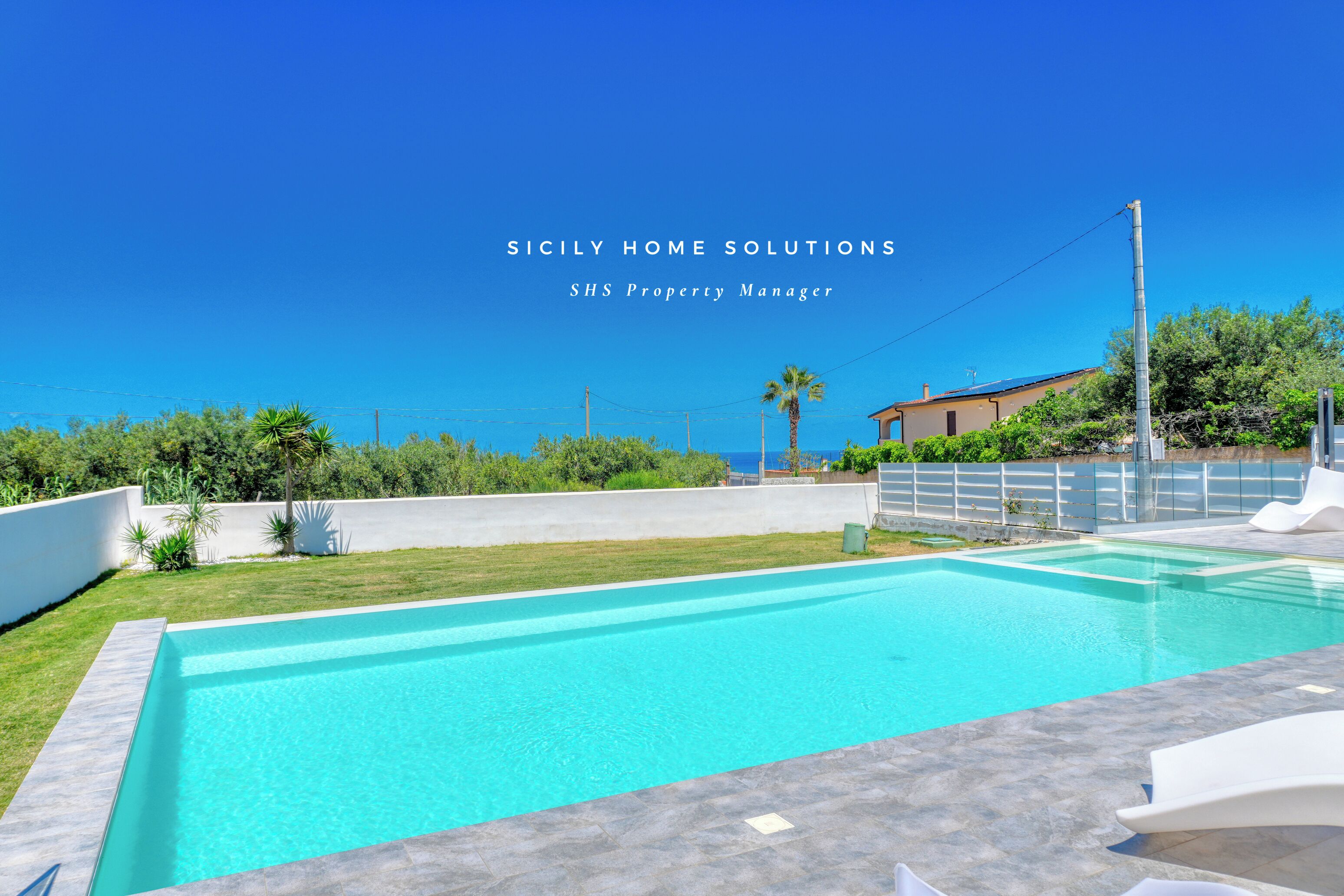 Piscina all'aperto