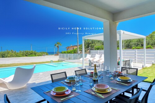 Villa Stella with private pool 500 mt from the sea By Sicily Home Solutions