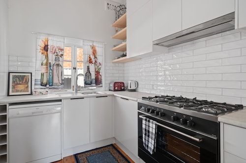 Sweet Stewart - Walk to CBD, Convenient & Cosy