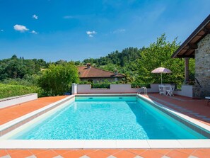 Pool - Stunning private villa for 12 guests with WIFI, private pool, TV, terrace and pets allowed (Castelnuovo Di Garfagnana)