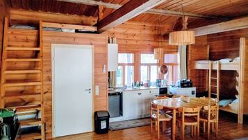 Chalet, 1 Bedroom, Accessible, Smoking | Interior
