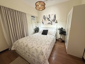 2 habitaciones, acceso a internet y ropa de cama