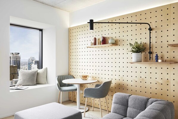 Studio, Non Smoking | Living area