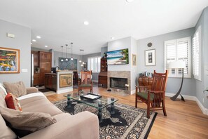 Uklassifisert bilde, 3 av 29, knapp