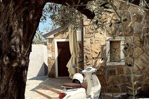 Property grounds - Relaxing Studio Stay with Terrace and Private Parking (Izola)