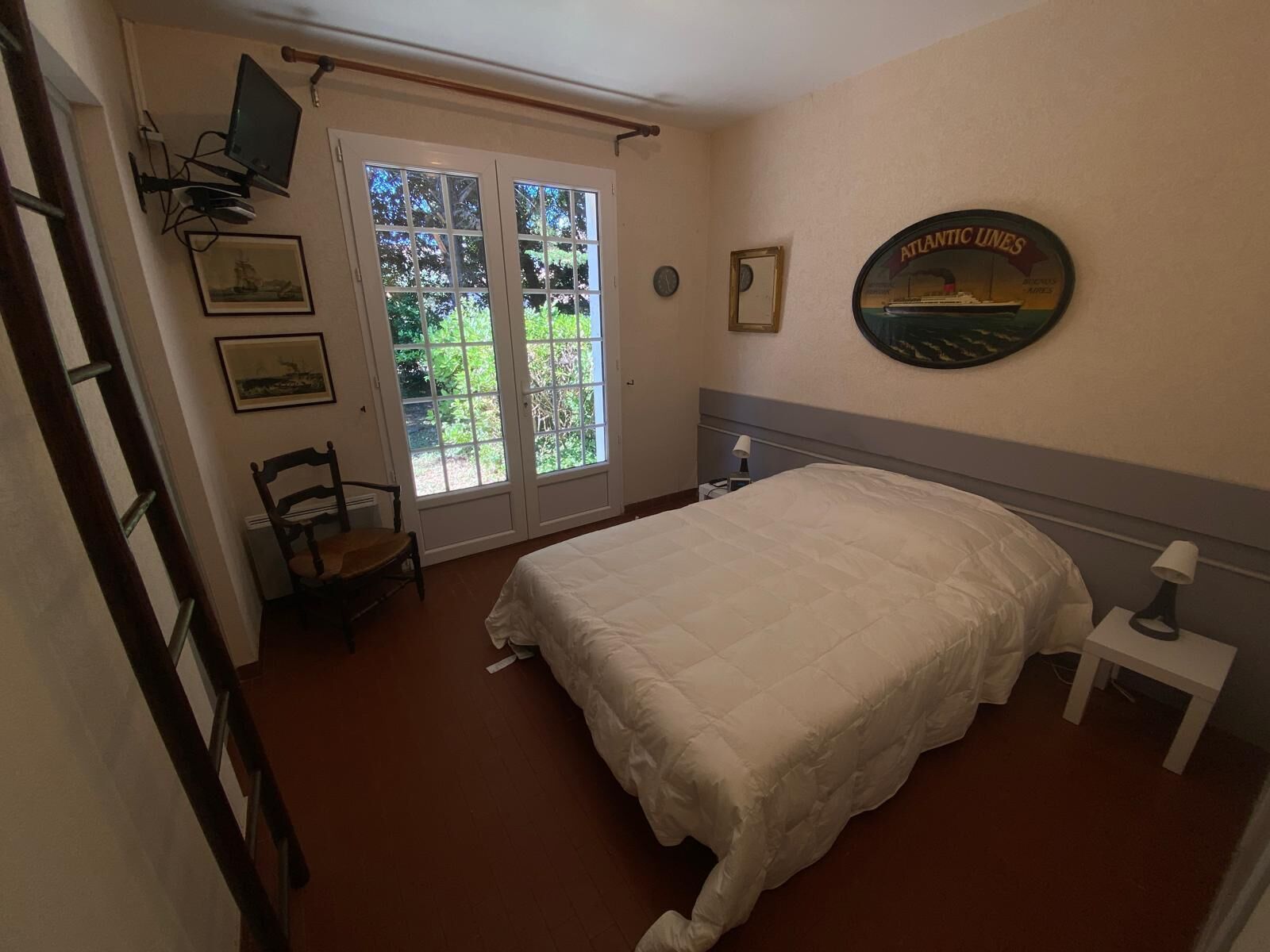 3 makuuhuonetta, silitysrauta/-lauta, Wi-Fi